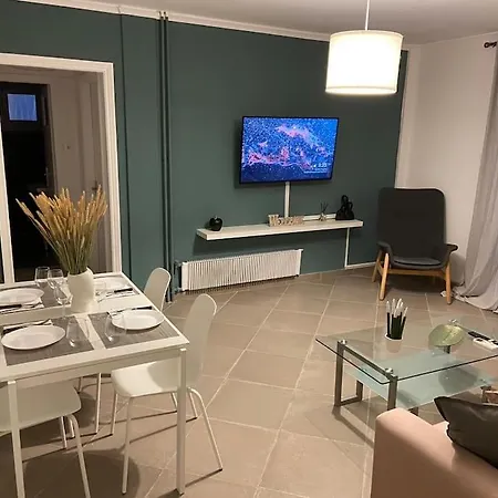 Medusa Apartment In Glyfada Ateny Zewnętrze zdjęcie